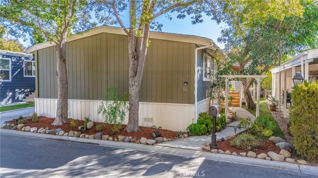 Calabasas, CA 91302,23777 Mulholland HWY #86