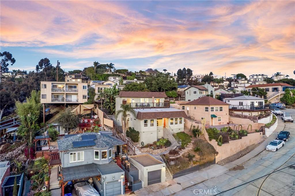 San Diego, CA 92103,1570 Linwood ST