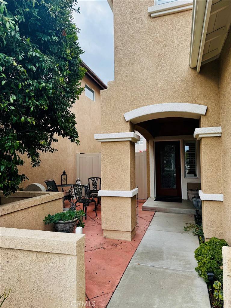 Irvine, CA 92606,11 Georgia