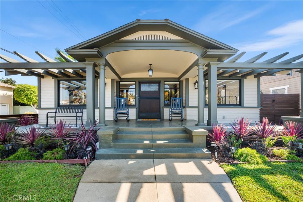 Long Beach, CA 90803,274 Grand AVE