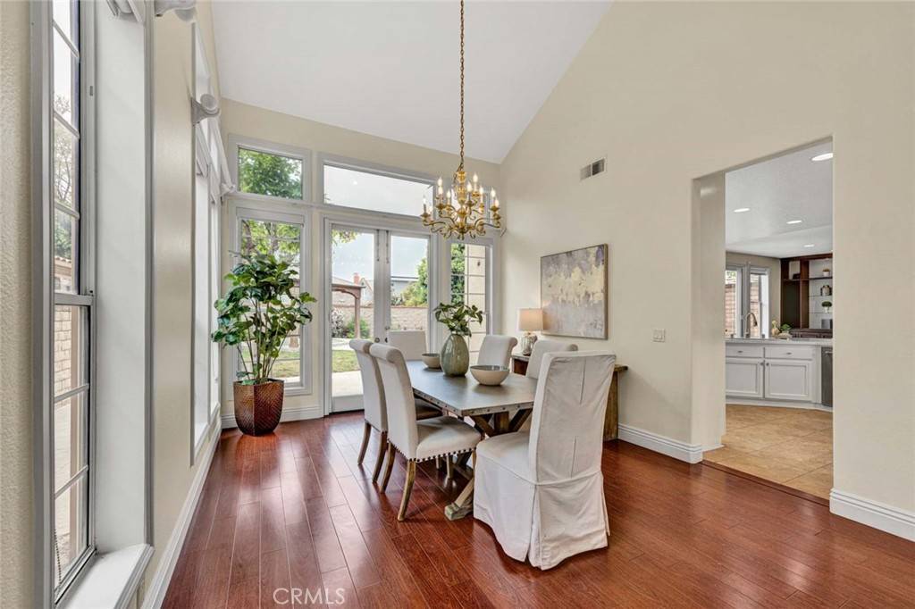 Tustin, CA 92782,2141 Palermo