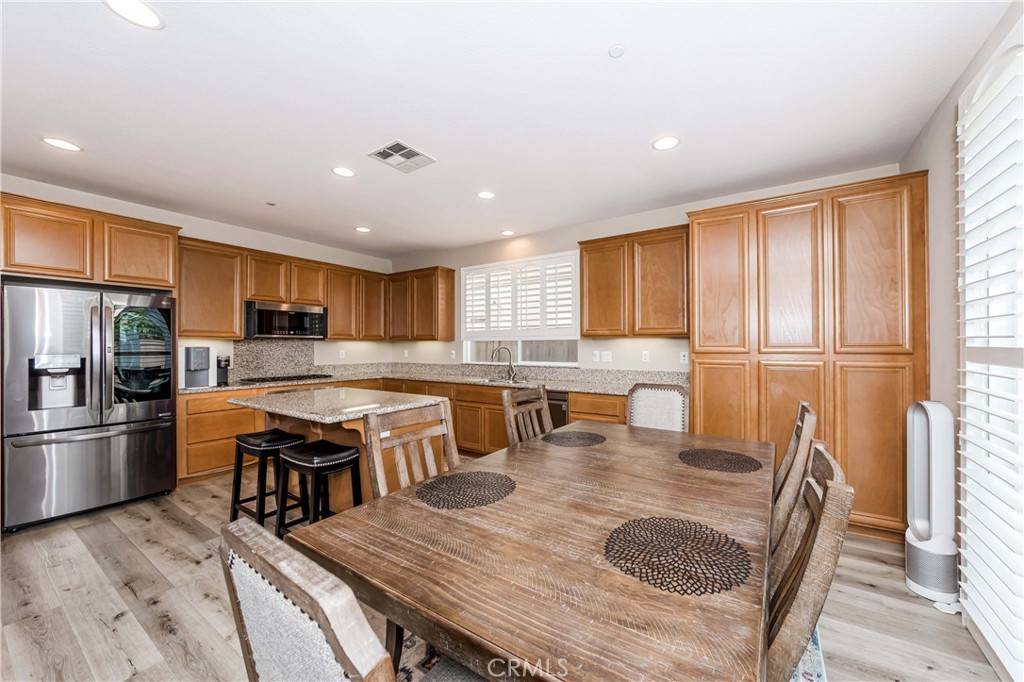 Stanton, CA 90680,8102 Cambria CIR