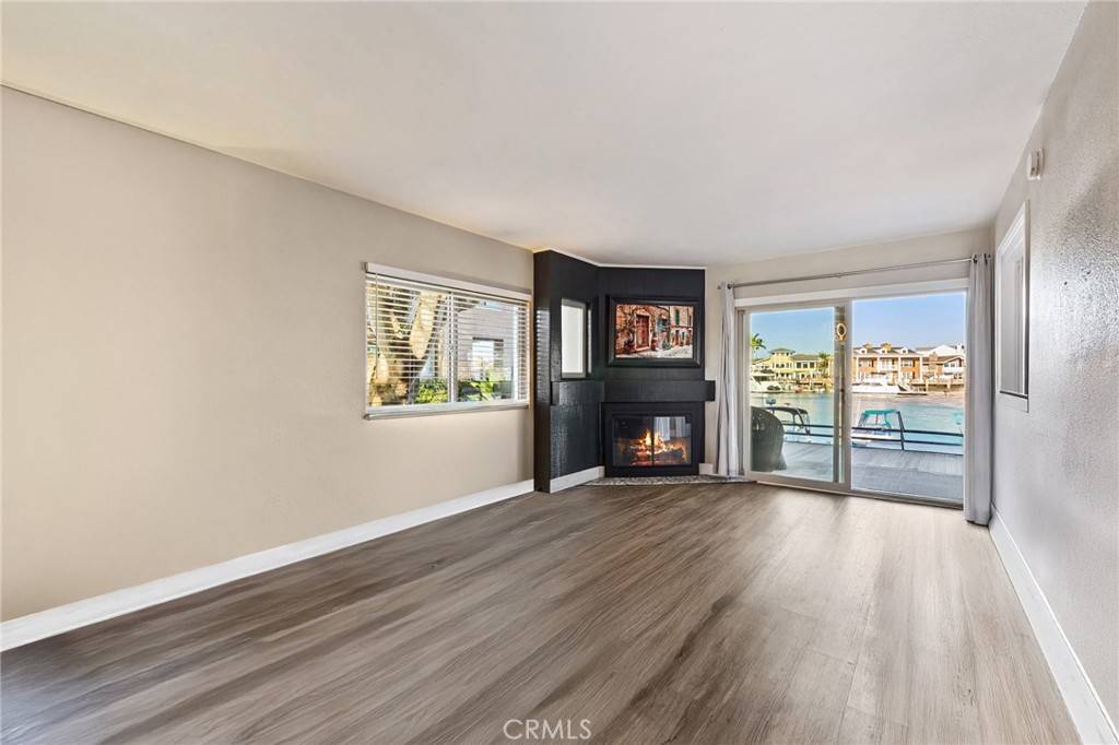Huntington Beach, CA 92649,17132 Bluewater LN #150