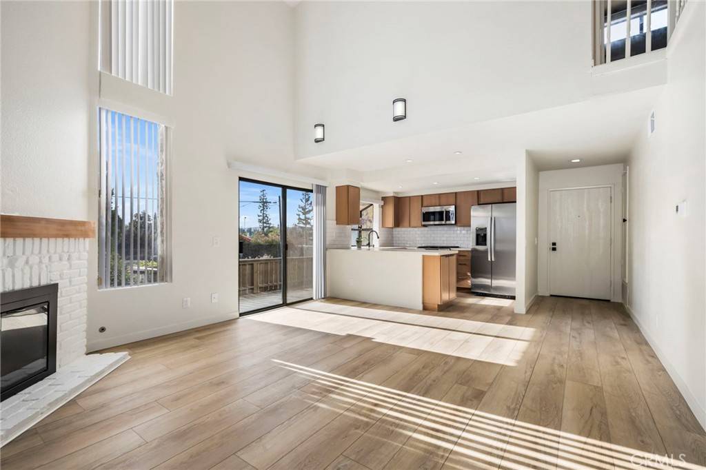 West Covina, CA 91792,3635 Sierra CIR #22