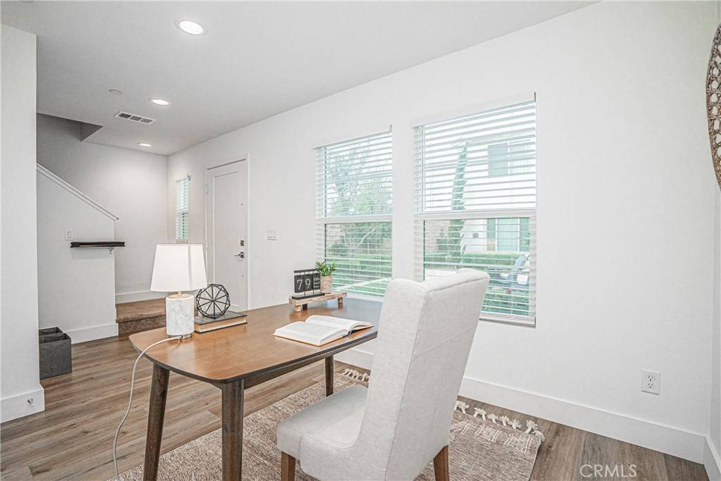La Habra, CA 90631,407 S Reaghan LN