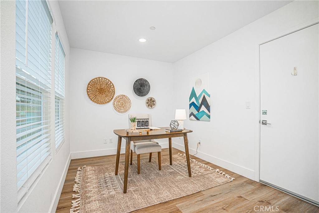 La Habra, CA 90631,407 S Reaghan LN