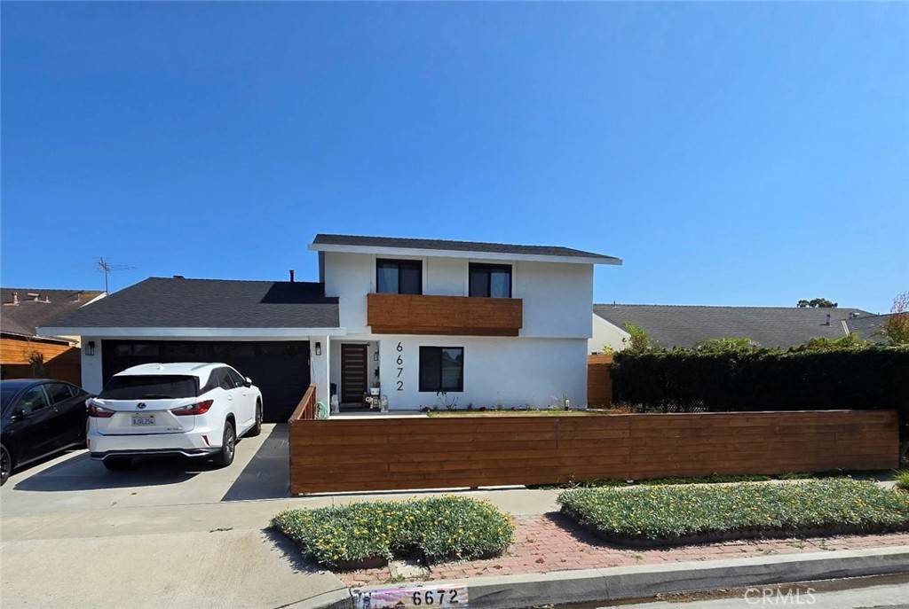 Huntington Beach, CA 92647,6672 Marilyn DR