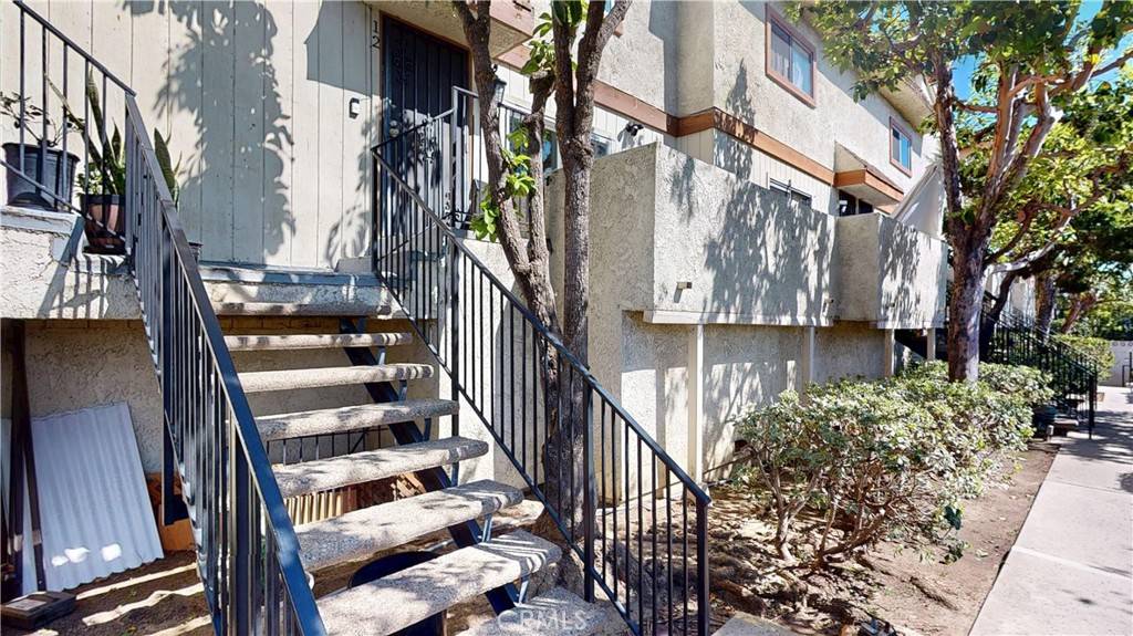 Sylmar, CA 91342,13080 Dronfield AVE #12