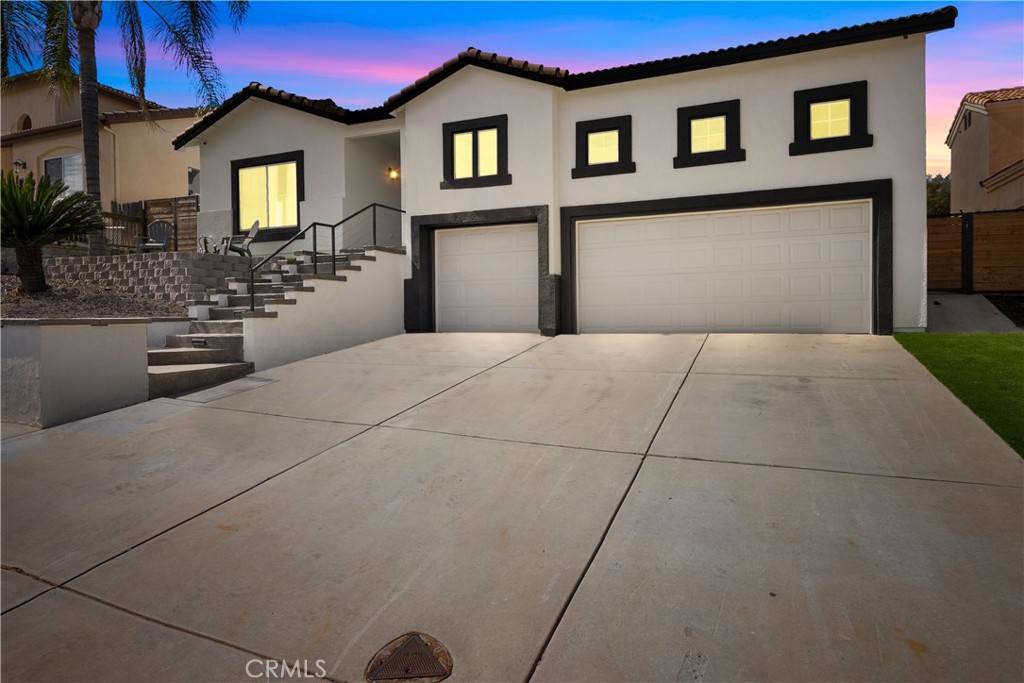 Canyon Lake, CA 92587,30709 Long Point DR