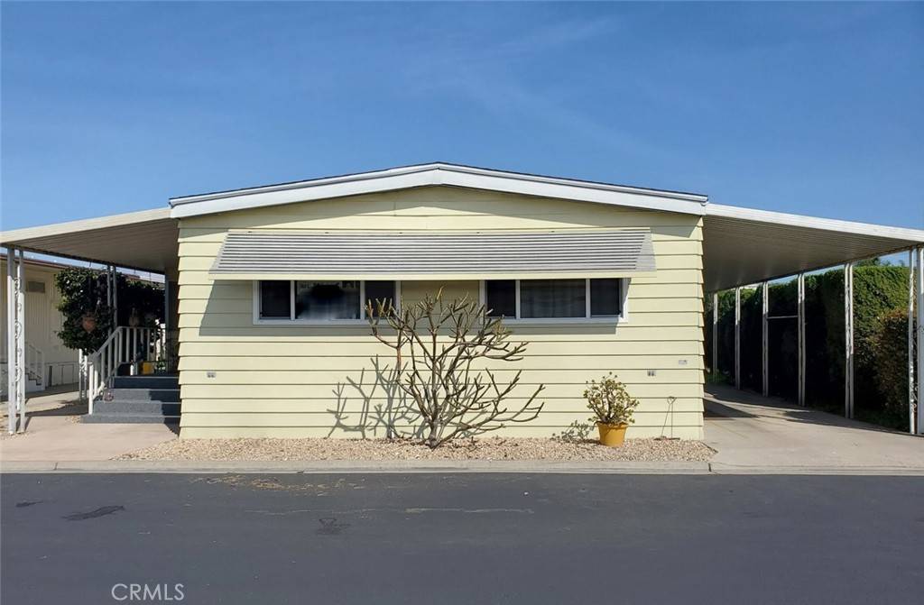 Westminster, CA 92683,15300 MAGNOLIA #100