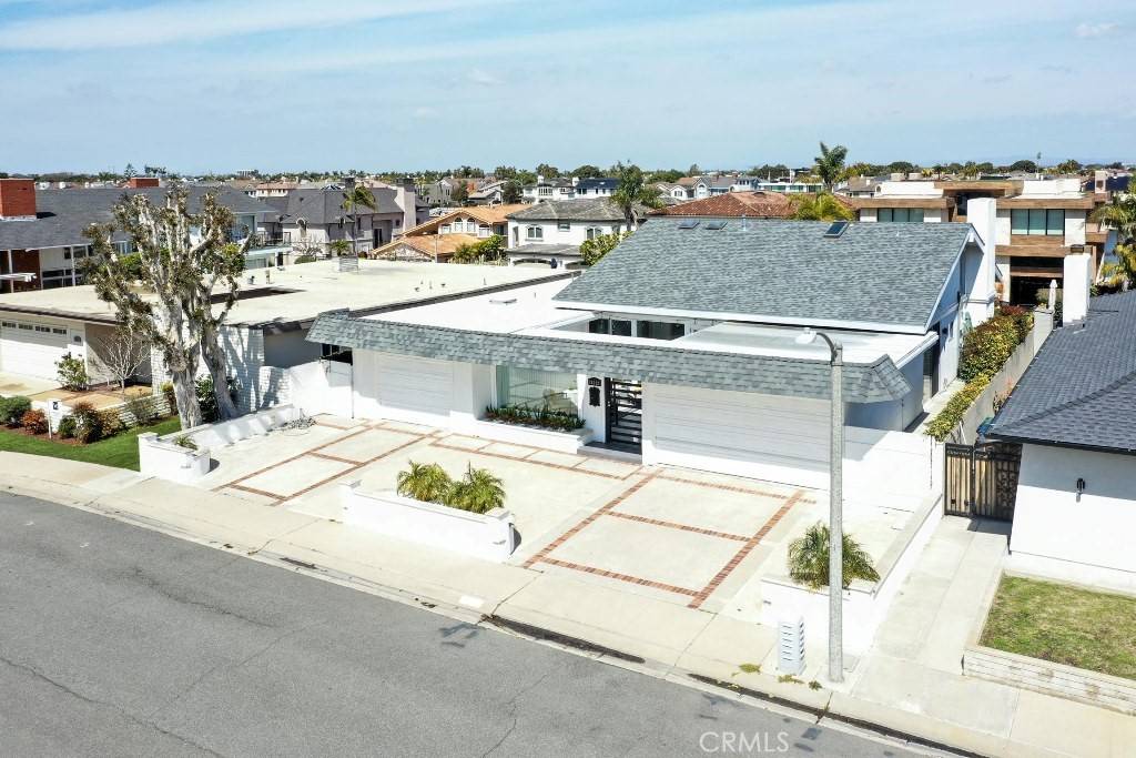 Huntington Beach, CA 92649,16602 Wellington CIR #C-2