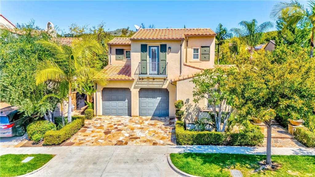 Irvine, CA 92618,33 Prairie