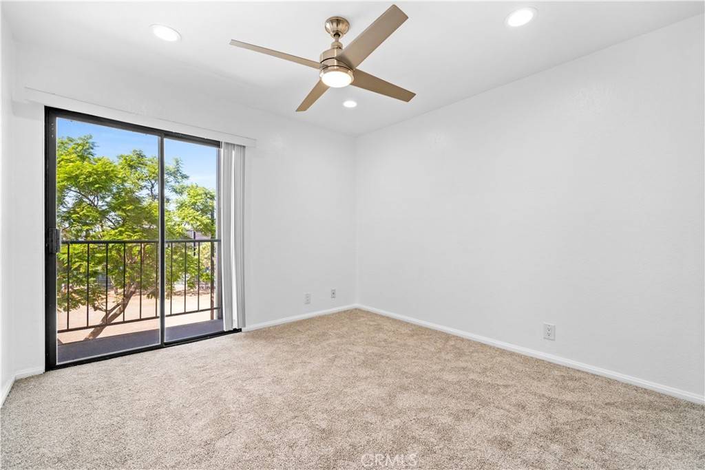 7201 Apricot DR #7201 Irvine, CA 92618