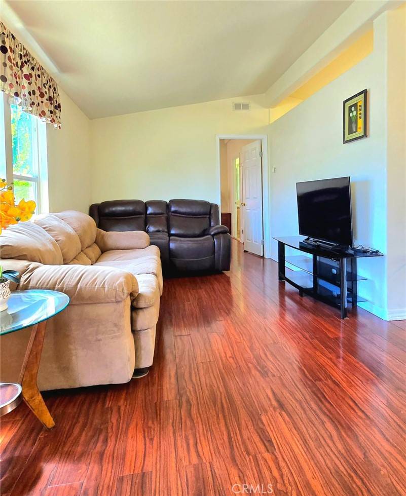 Torrance, CA 90501,23701 S Western AVE #109