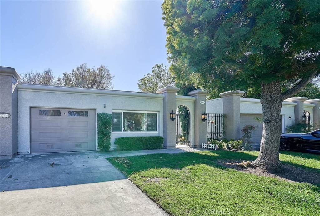 Laguna Woods, CA 92637,5394 Paseo Del Lago W #B