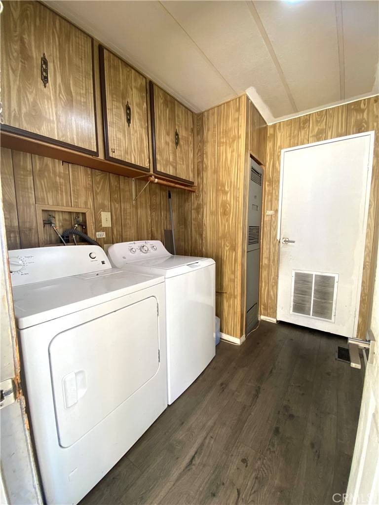 Hemet, CA 92543,1097 State ST #123