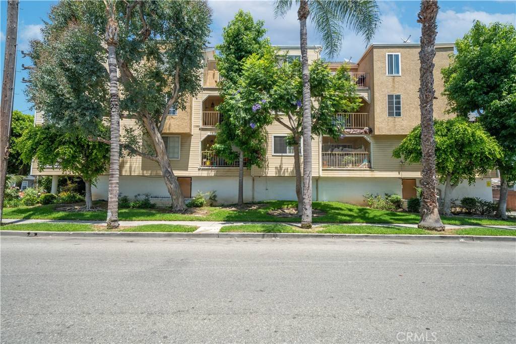 Long Beach, CA 90804,1100 Newport AVE #304