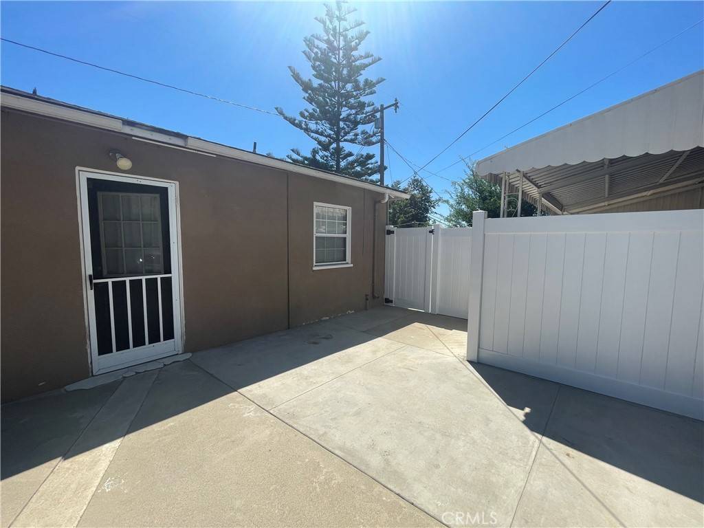 Brea, CA 92821,408 E Elm ST