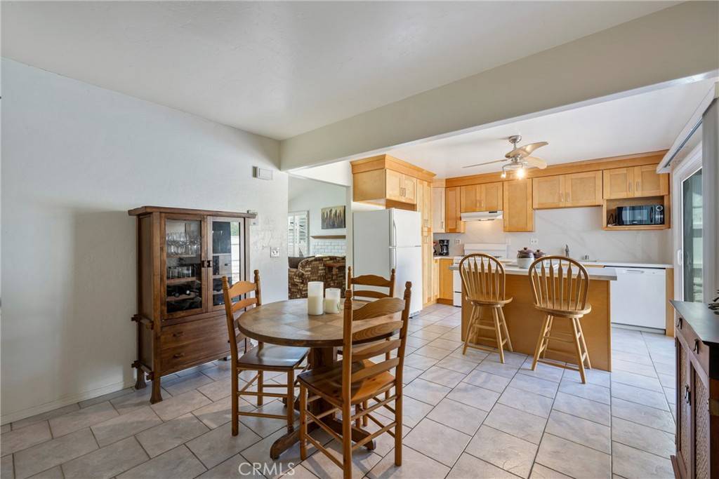 Yorba Linda, CA 92886,20031 Baywood CT