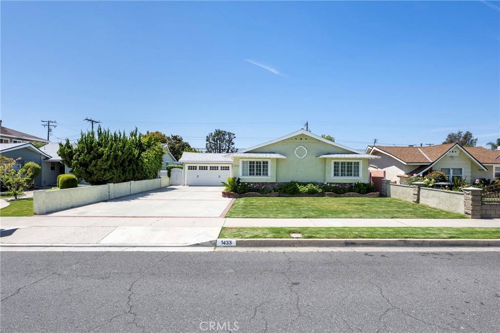 Anaheim, CA 92802,1433 S Loara ST