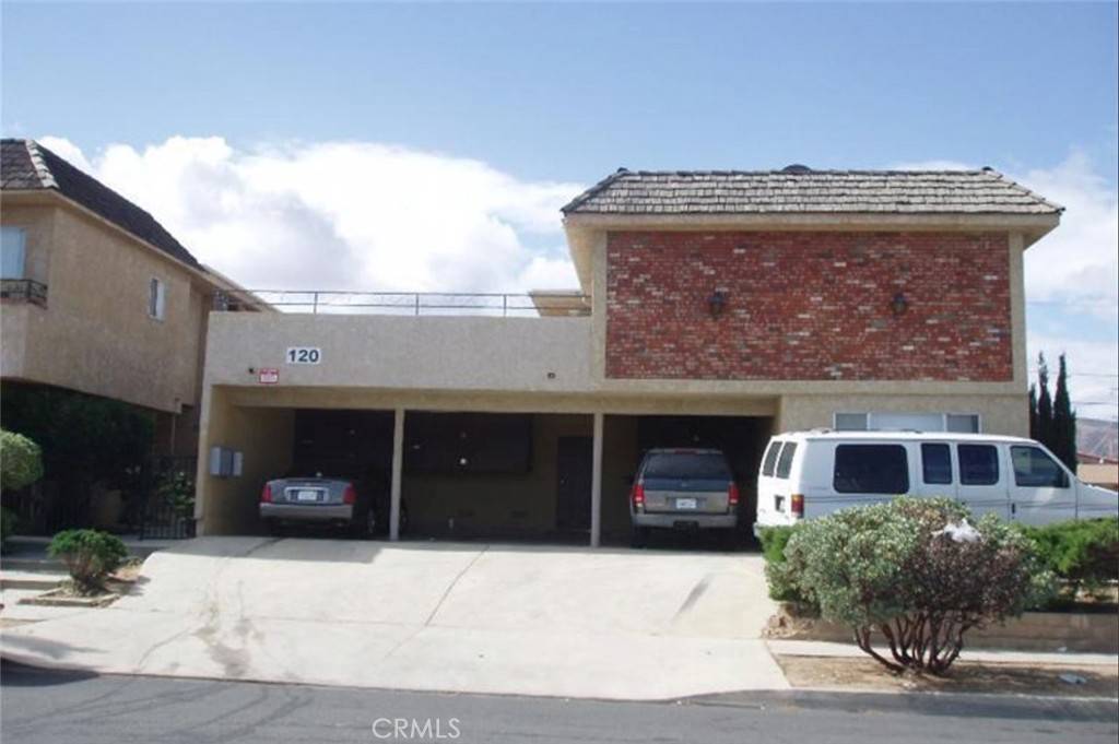 Palmdale, CA 93550,120 E Avenue Q7