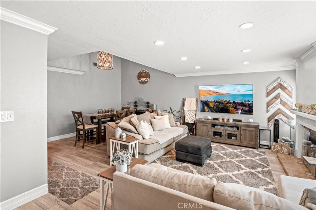 Yorba Linda, CA 92887,21114 Via Canon #11