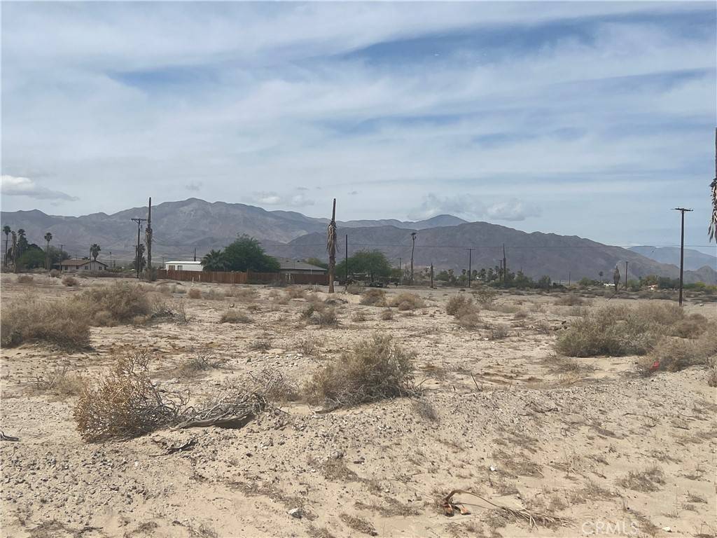 Thermal, CA 92274,1325 Leeward AVE