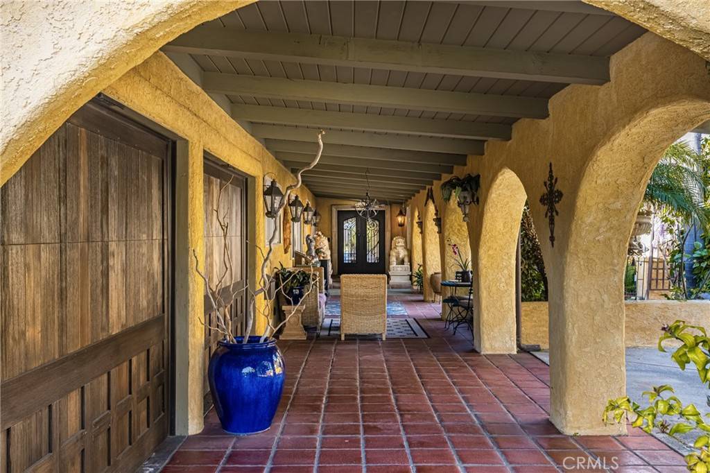Santa Ana, CA 92706,433 W Santa Clara AVE