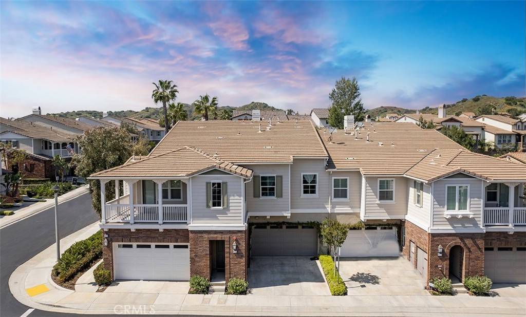 Yorba Linda, CA 92886,18933 Kentucky Downs LN