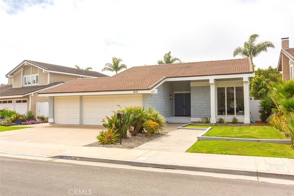 Huntington Beach, CA 92647,18141 Lakepoint LN