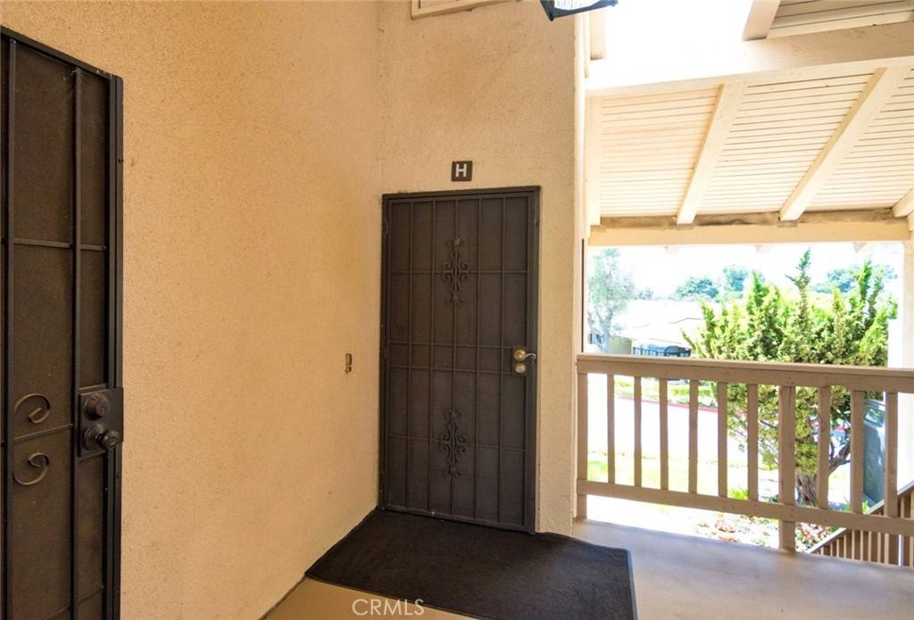 La Mirada, CA 90638,13526 La Jolla CIR #H