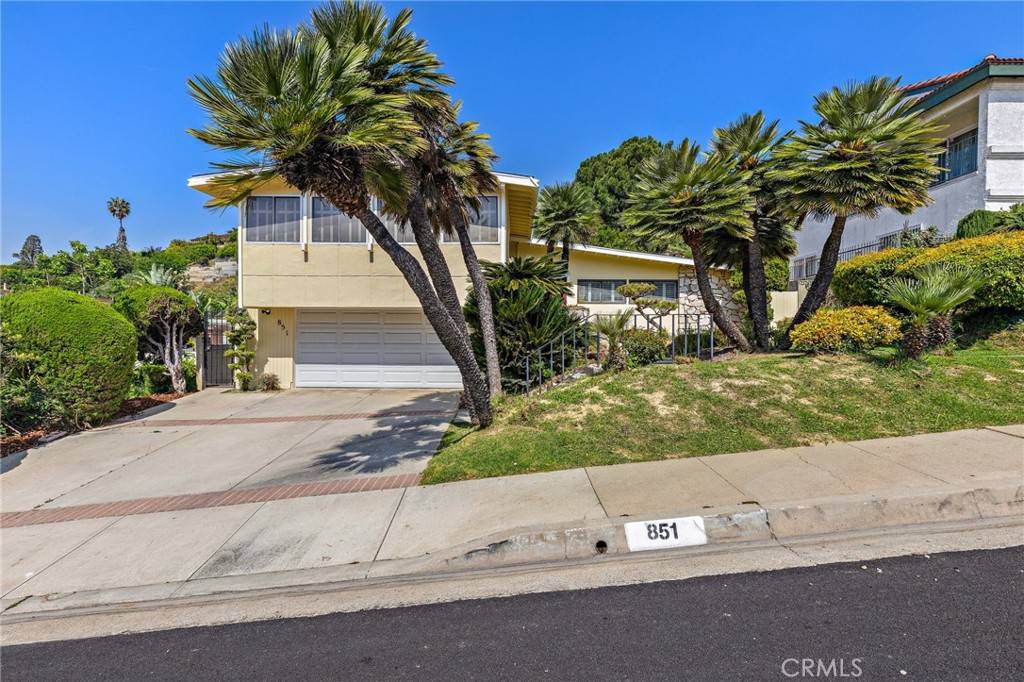 Monterey Park, CA 91754,851 Crest Vista DR