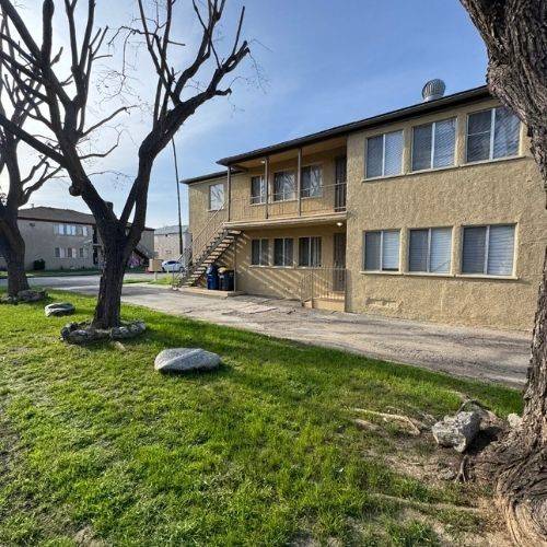 Compton, CA 90220,1010 S Grandee AVE