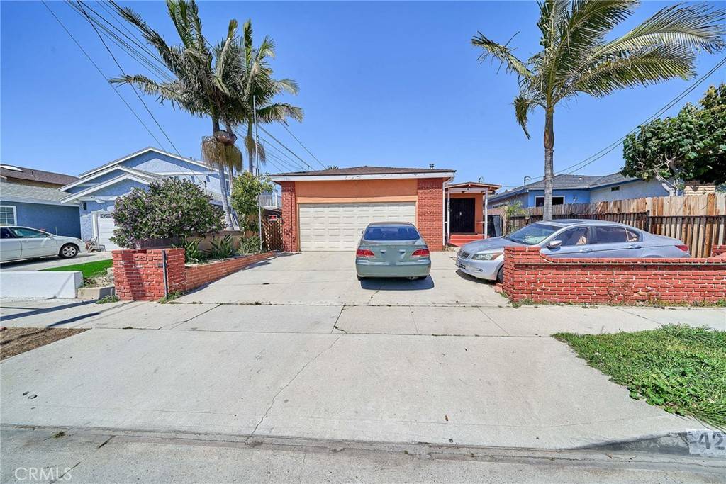 Hawthorne, CA 90250,4265 W 119th ST