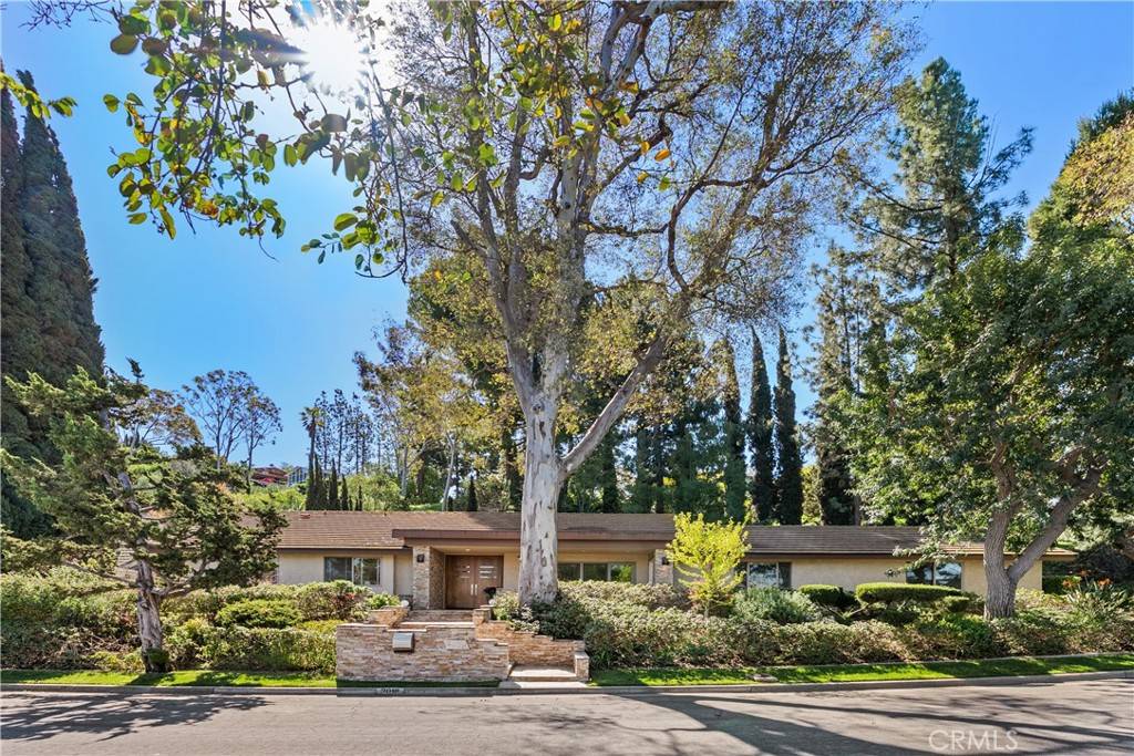 Fullerton, CA 92831,2018 Palisades DR