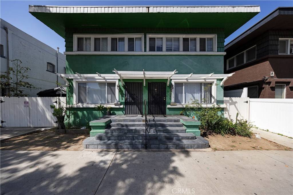 Long Beach, CA 90802,643 Elm AVE