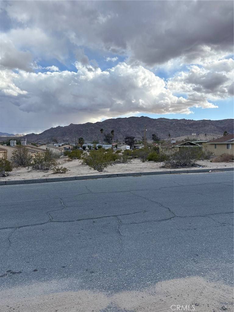 29 Palms, CA 92277,0 Sunnyvale DR