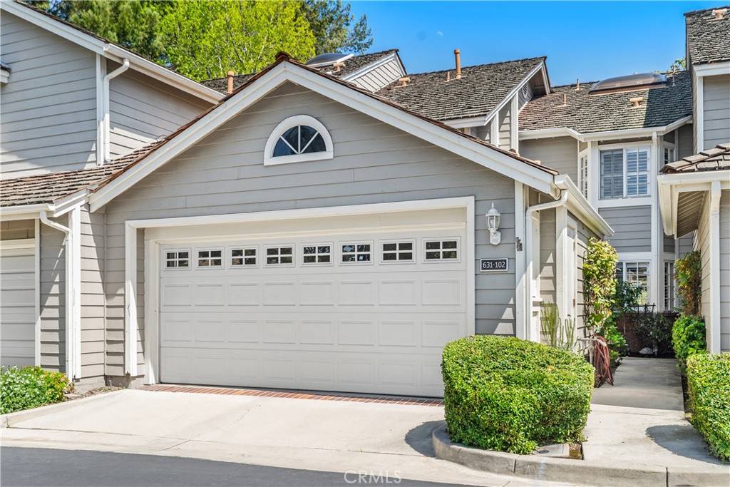 Long Beach, CA 90803,631 Holbrook CT #102