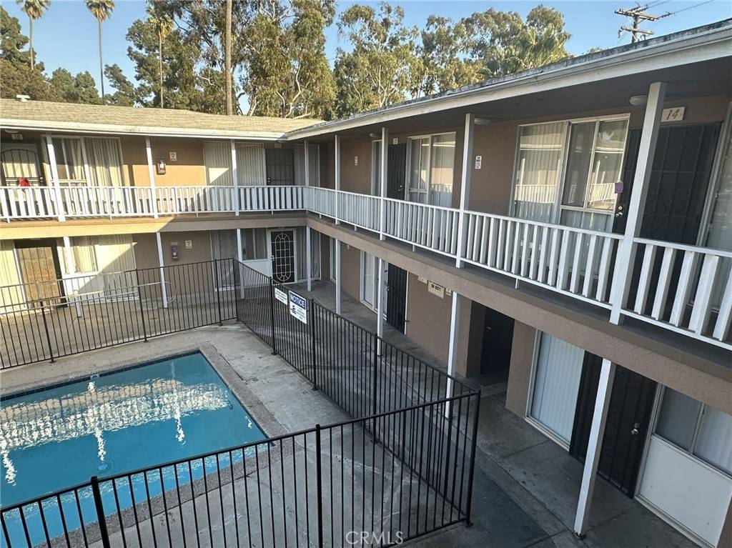 Long Beach, CA 90805,560 E Adams ST