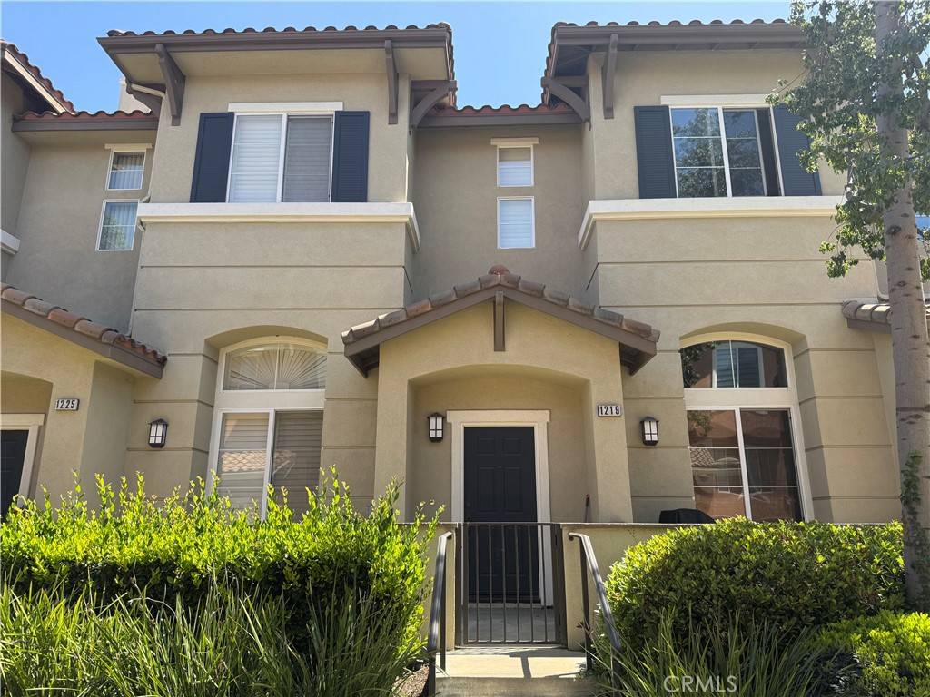 Fullerton, CA 92833,1219 Olson DR