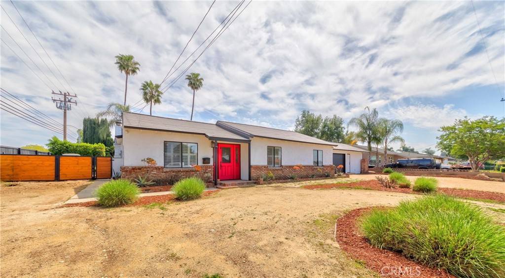 San Dimas, CA 91773,404 Kimberly AVE