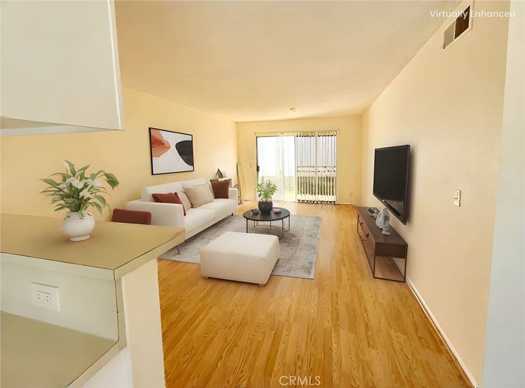 La Habra, CA 90631,732 West Lambert Road #30