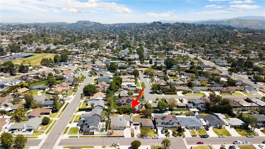 Tustin, CA 92780,1361 Kenneth DR