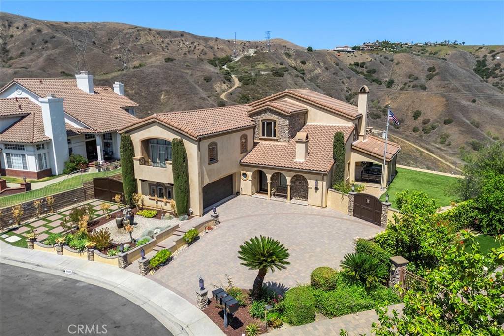 Yorba Linda, CA 92887,21925 Heatheridge Drive