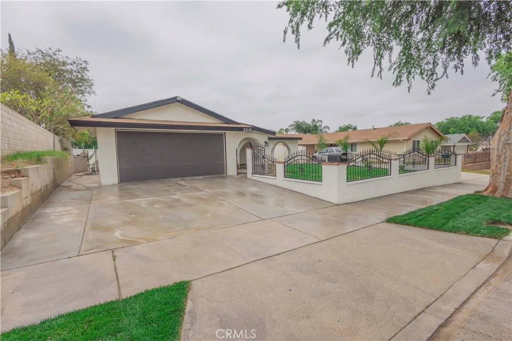 Corona, CA 92879,3456 Crownsworth ST