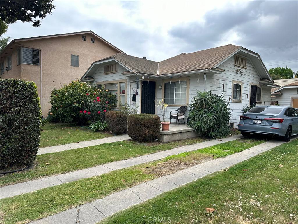 Long Beach, CA 90806,2219 Chestnut AVE