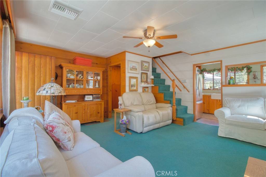 Wrightwood, CA 92397,1154 Lark RD