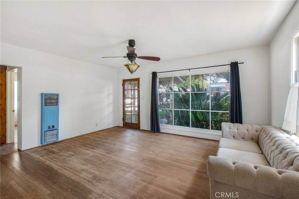 Solana Beach, CA 92075,217 N Acacia AVE