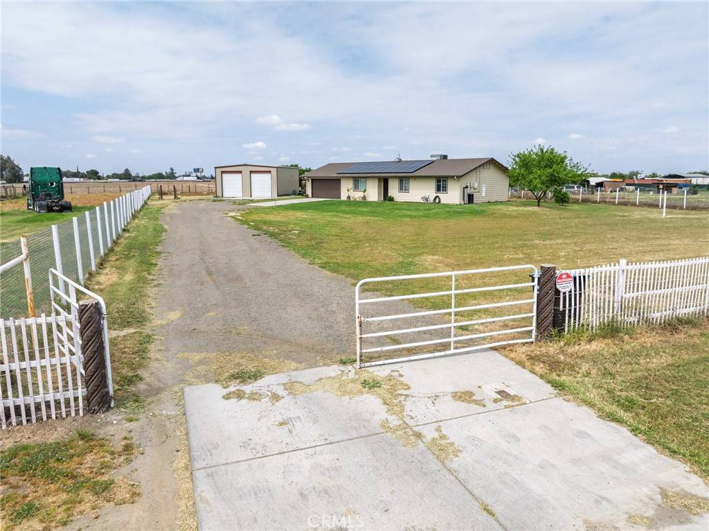Madera, CA 93638,13142 Robbins LN