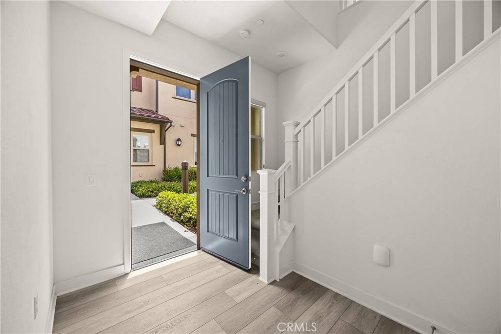 Irvine, CA 92618,147 Carlow